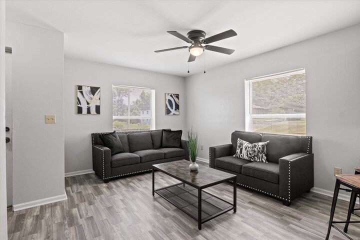 Property Photo:  2114 Main St  FL 32310 