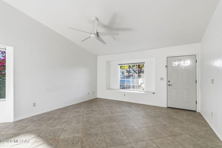 Property Photo:  9960 N Roxbury Drive  AZ 85737 