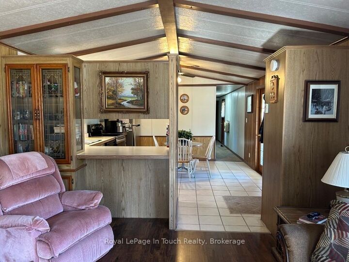 Property Photo: 5263 Elliott Side Road 37 ON L4R 4K3