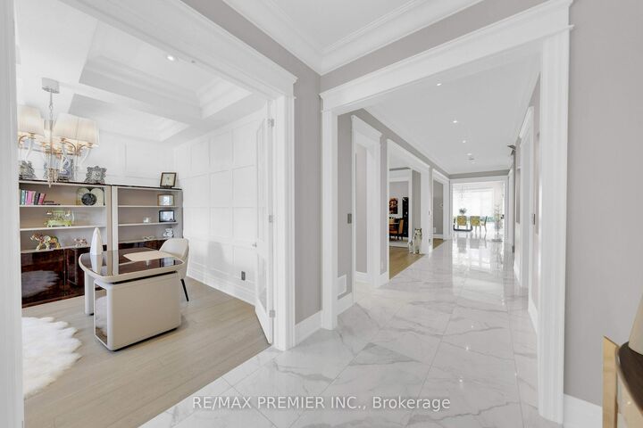 Property Photo: 19 Petrolia Court ON L4C 0C2
