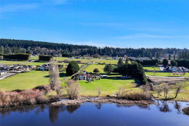 Property Photo: 4220 Blenkinsop Rd BC V8X 2C4