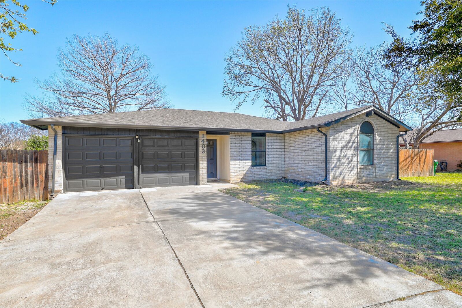 Property Photo:  1403 Greenfield Drive  TX 78664 