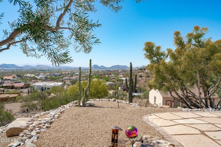 Property Photo: 619 E Briles Road AZ 85085