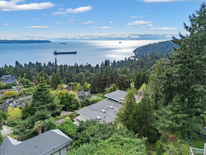 Property Photo: 4313 Rockridge Road BC V7W 1A6