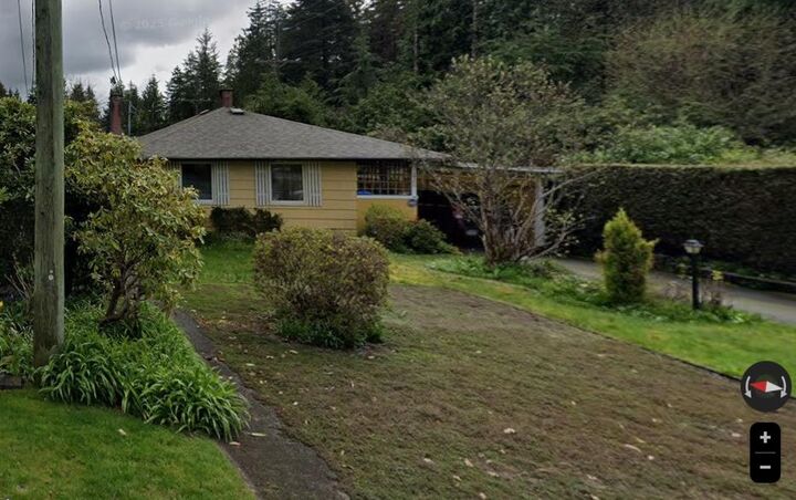 2700 Philip Avenue — photo 1