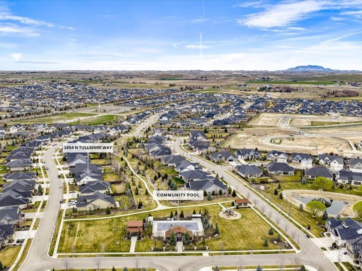 Property Photo:  1854 N Tullshire Way  ID 83616 