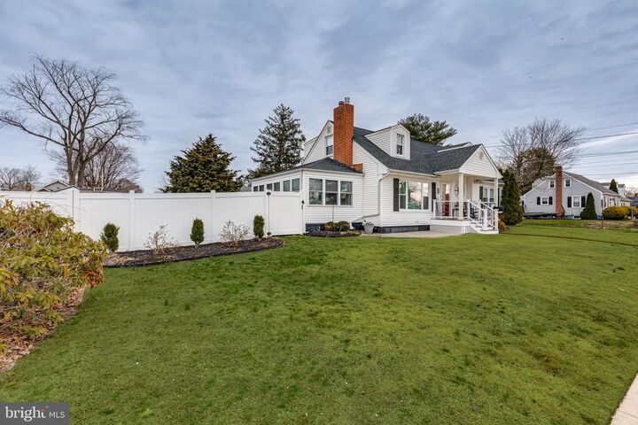Property Photo:  91 Wilbur Henry Drive  NJ 08518 