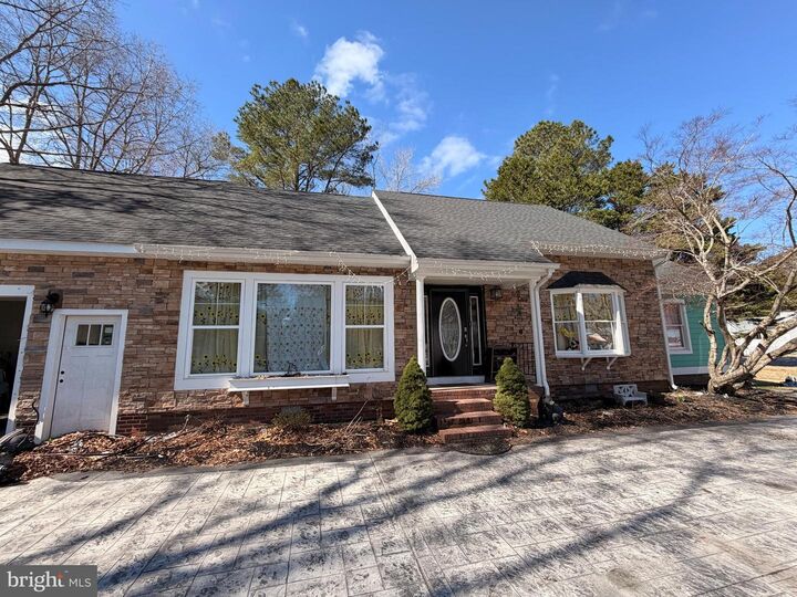 Property Photo: 608 W Main Street MD 21826