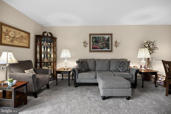 Property Photo: 302 Painters Crossing PA 19317