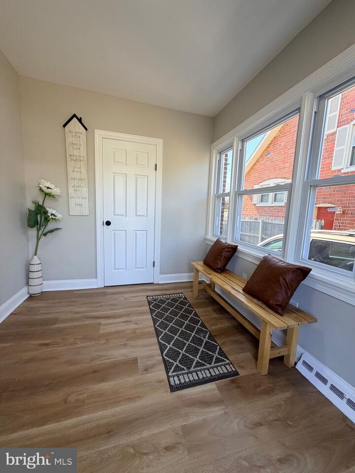 Property Photo:  402 Grove Avenue  DE 19809 