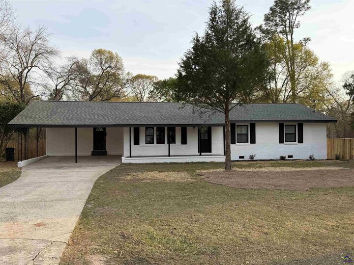 Property Photo:  106 Crestwood Road  GA 31028 