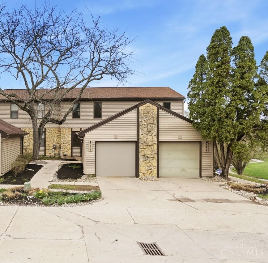 Property Photo:  5196 Putters Circle  OH 45069 