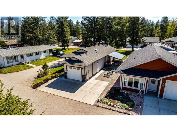 Property Photo: 270 Grouse Avenue BC V1H 2A1