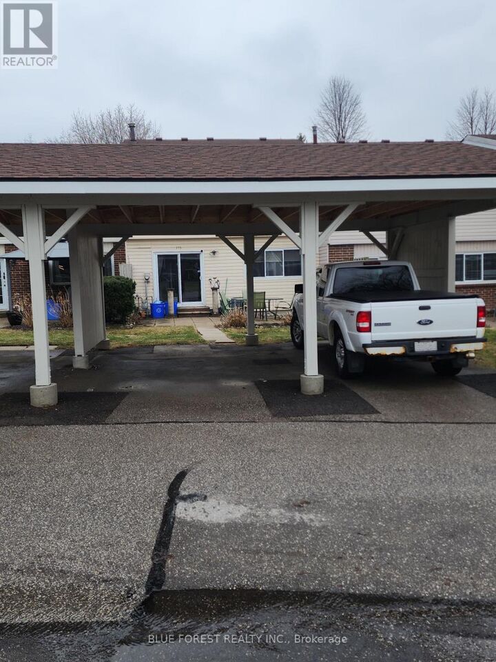 Property Photo: 775 Wilkins Street ON N6C 4Z9