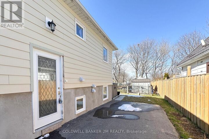 Photo de la propriété:  230 Annis Street 2  ON L1H 3P4 