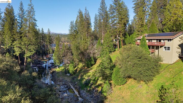 Property Photo: 20024 Lower Skyridge Dr CA 95321