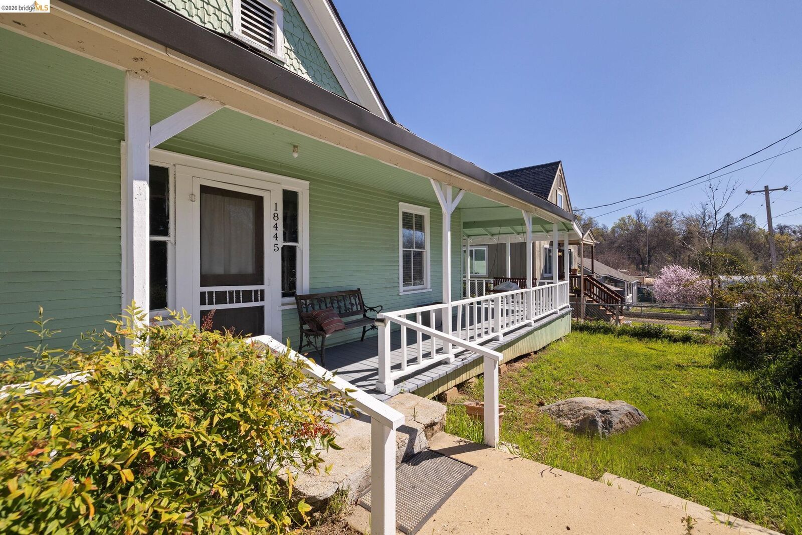 Property Photo:  18445 Oak St  CA 95379 