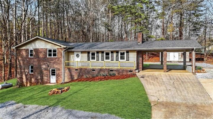 Property Photo: 237 Lusk Court GA 30114