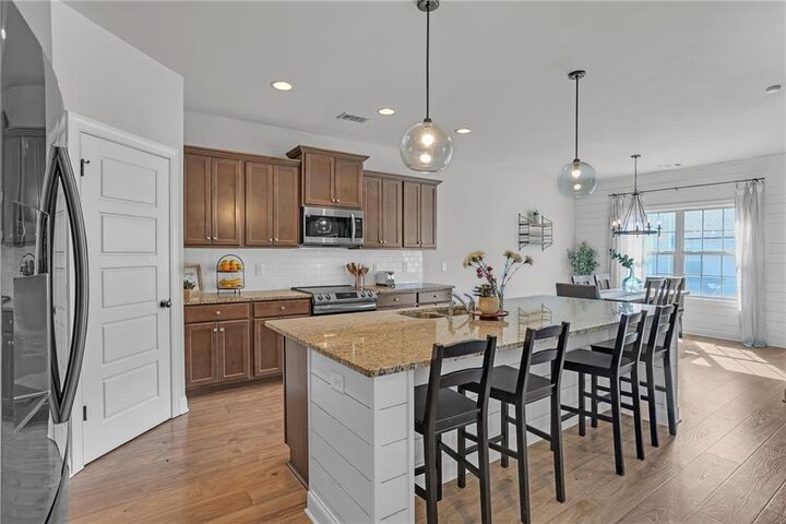 Property Photo:  1317 Elmswood Glen Way  GA 30045 