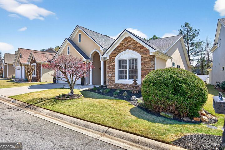 Property Photo: 209 Collierstown Way GA 30269