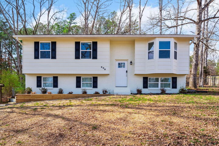 Property Photo:  200 Starlet Circle NE  TN 37323 