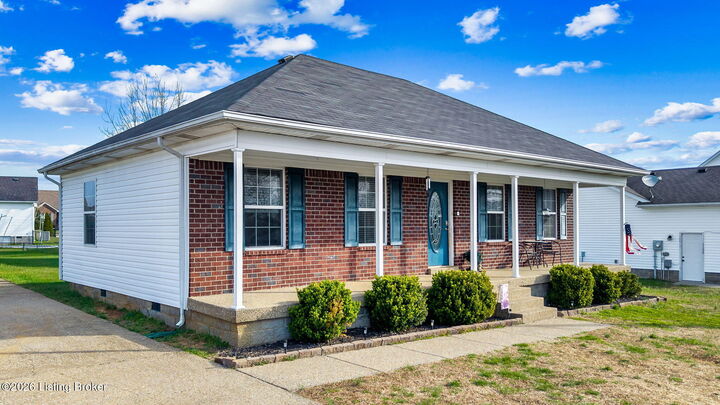 Property Photo:  492 Gentry Ln  KY 40047 