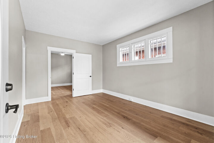 Property Photo:  801 S 40th St  KY 40211 