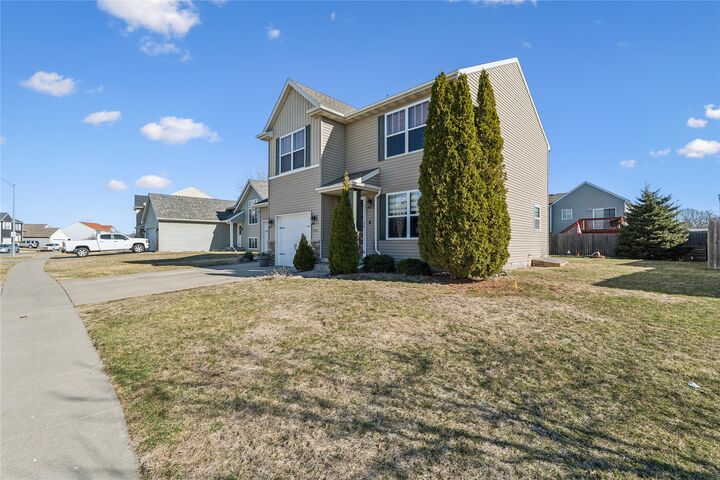 Property Photo:  3401 Poplar Drive SW  IA 50035 