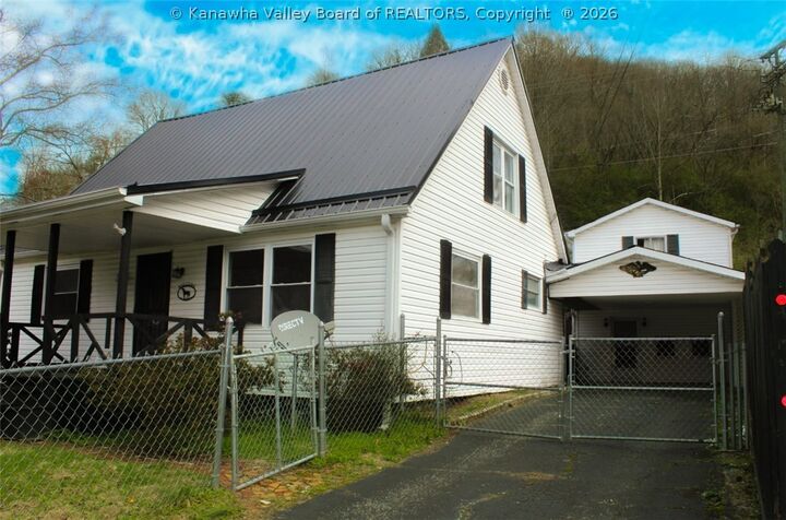 Property Photo: 53 Meadow Breeze Lane WV 25674