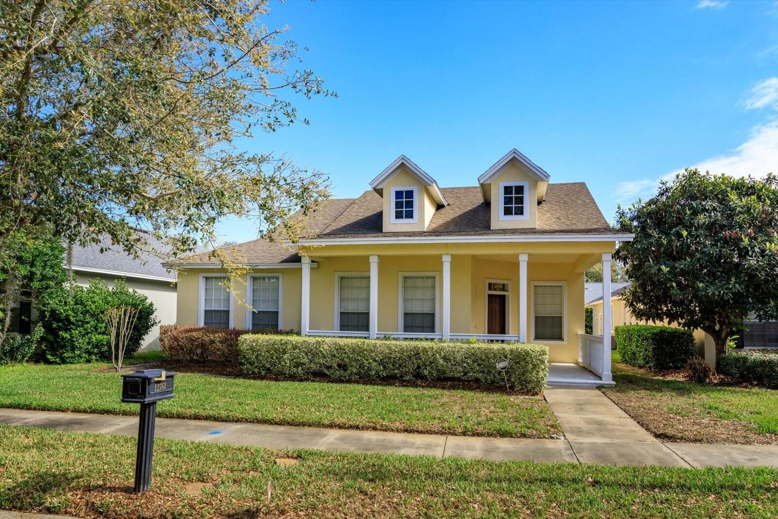 Property Photo: 12761 Holdenbury Lane FL 34786