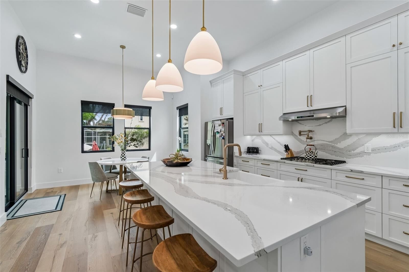 Property Photo:  5410 Bayshore Blvd  FL 33611 