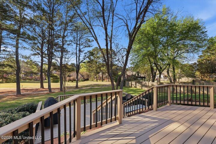 Property Photo:  827 Annandale Road  MS 39110 