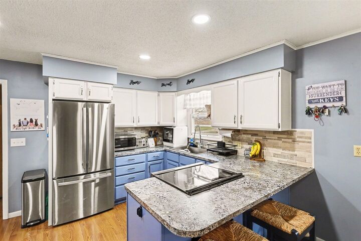 Property Photo: 677 E Vermontville Highway MI 48813-8621