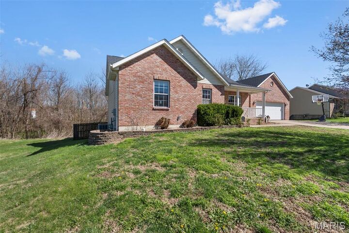 Property Photo:  190 Mark Avenue  MO 63755 