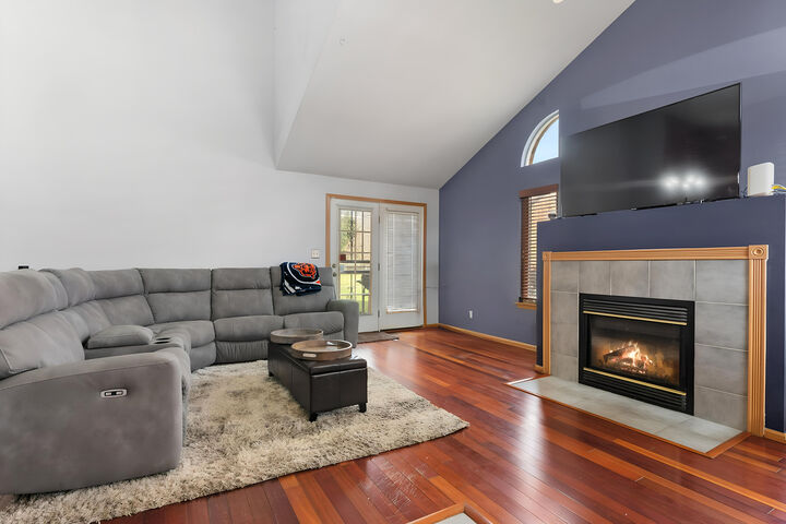 Property Photo: 22048 Jordan Lane IL 60471