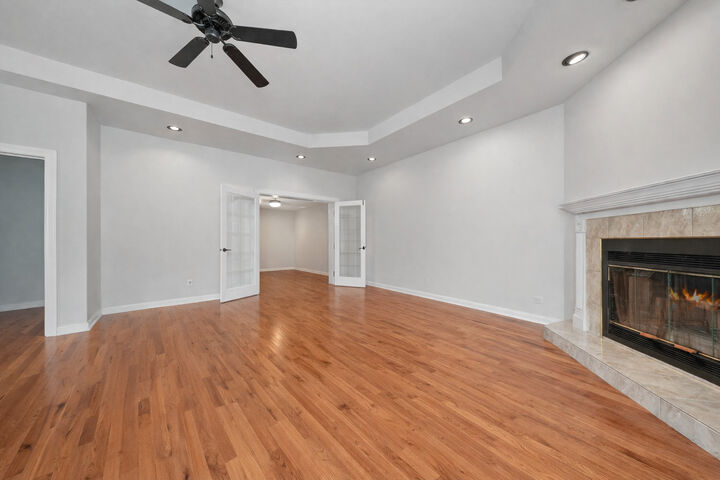 Property Photo:  4407 Howard Avenue 2  IL 60558 
