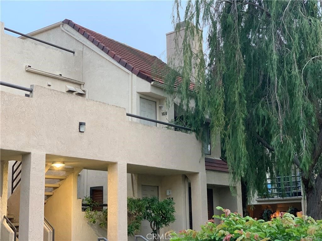 Property Photo:  109 Pearl  CA 92677 