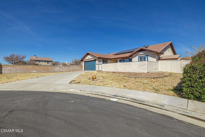 Property Photo:  3459 Whisper Sands Avenue  CA 93560 