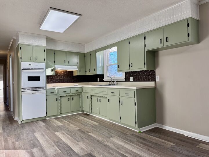 Property Photo:  1211 Porter Rd  TN 37083 