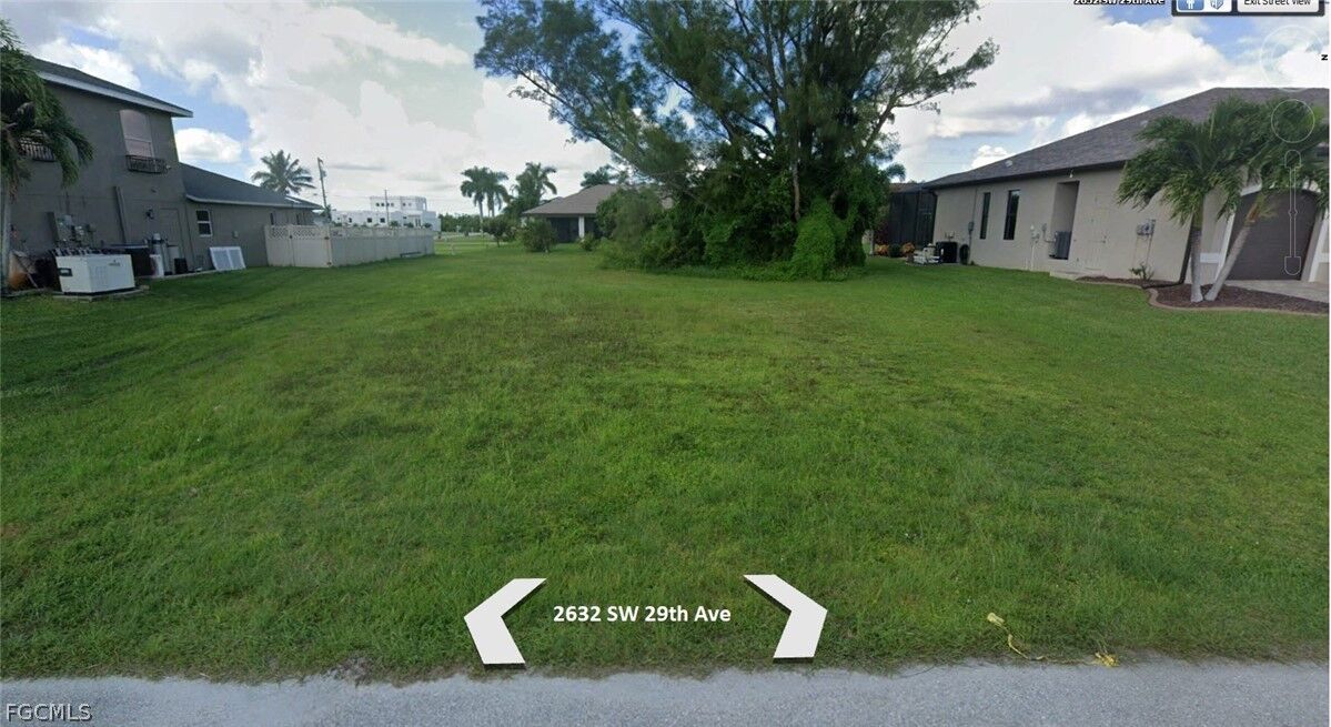 Property Photo:  2632 SW 29th Avenue  FL 33914 