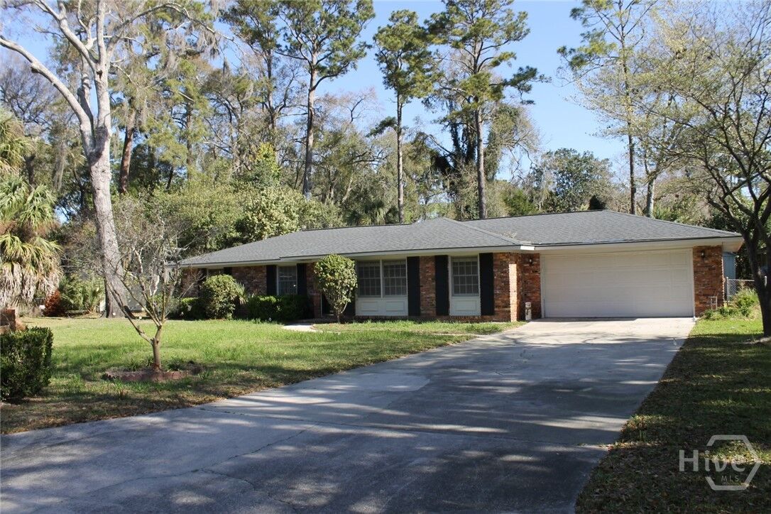 Property Photo:  108 Wales Court  GA 31410 