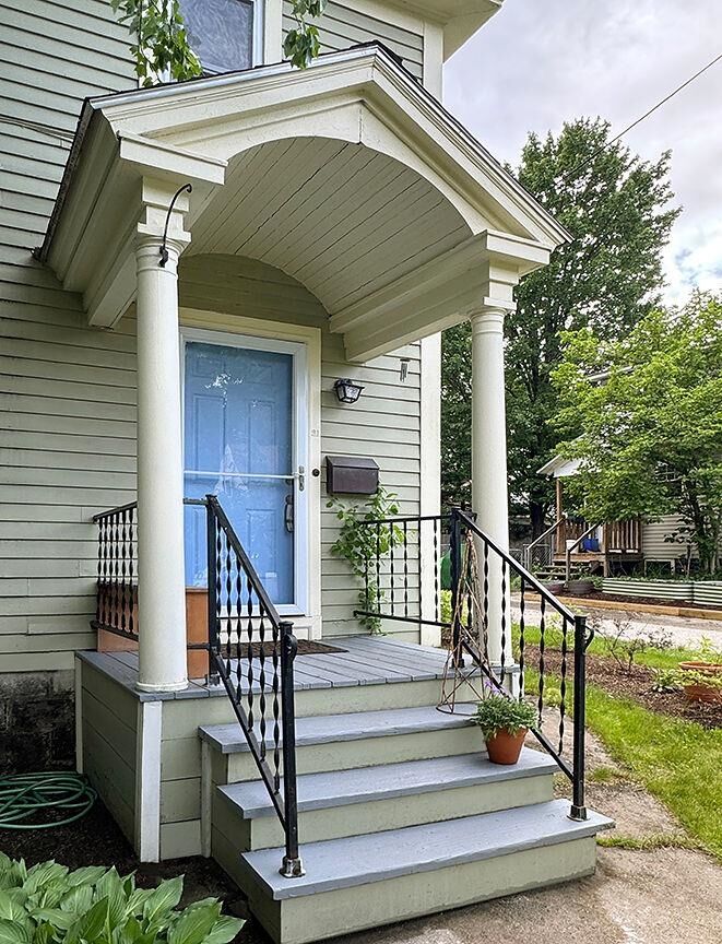 Property Photo:  21 Hancock Street  NH 03431 