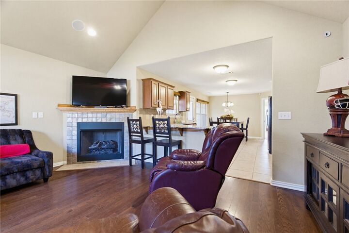 Property Photo:  2633 Villa Boulevard  AR 72703 