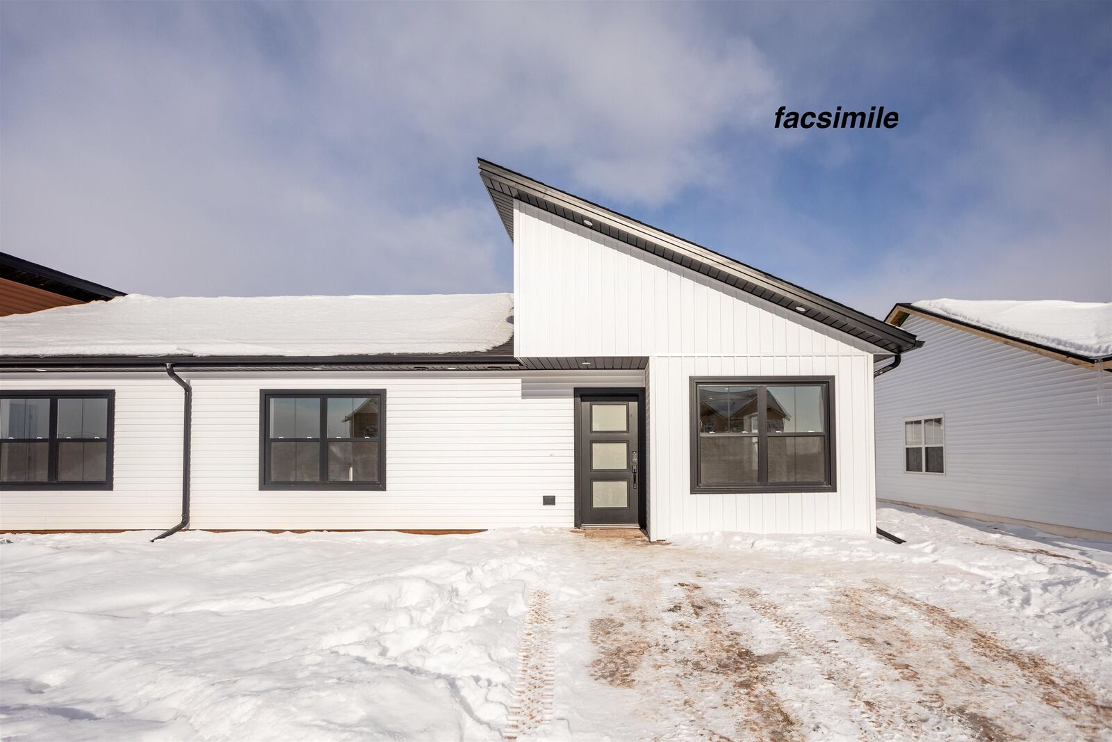 Property Photo:  15 Violet Circle  PE C0A 0K6 