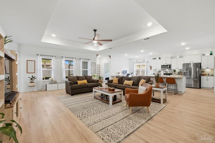 Property Photo:  6290 Jenks Dr  FL 32563 