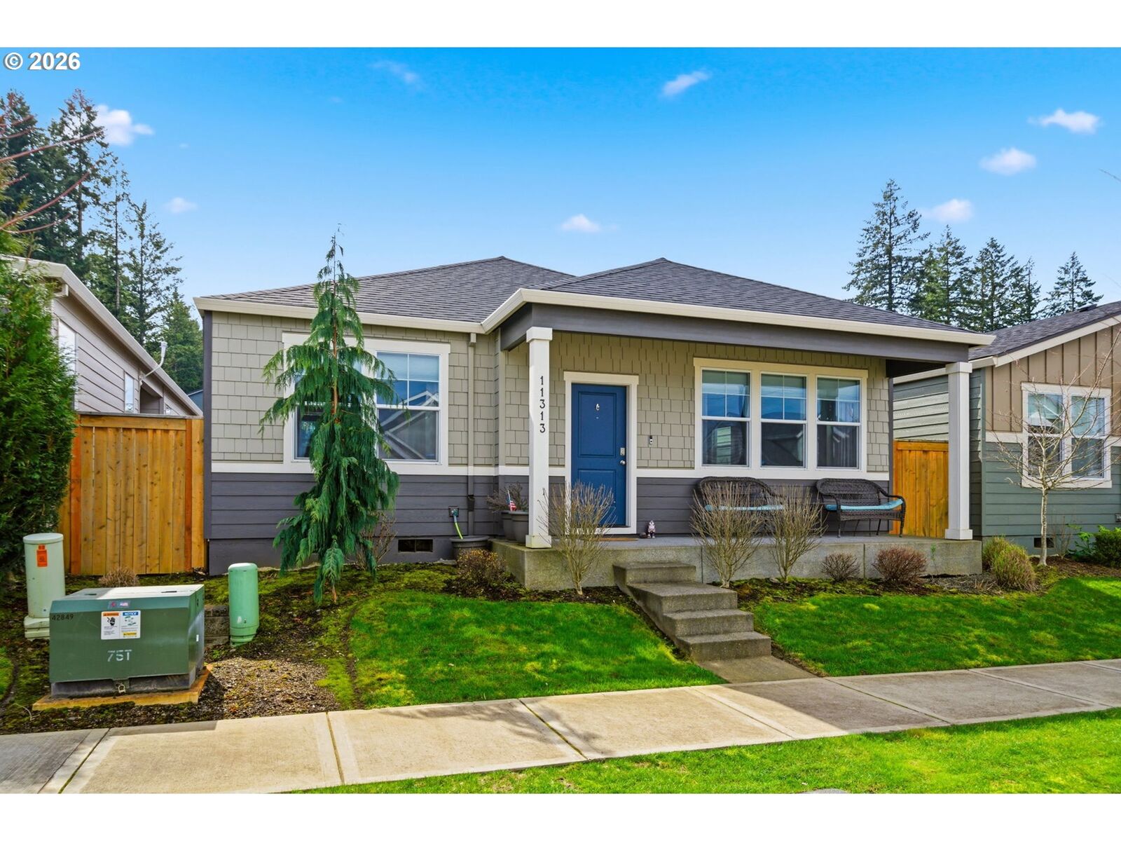 Property Photo:  11313 NE 17th St  WA 98684 