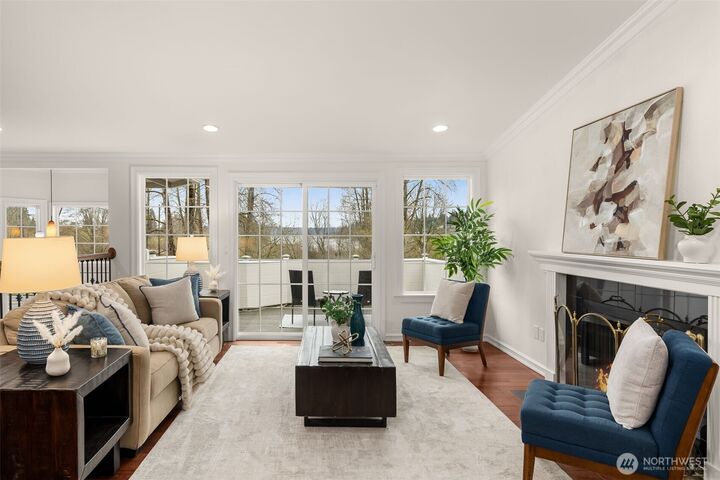 Property Photo: 11004 100th Avenue NE WA 98033