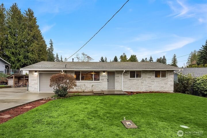 Property Photo:  4522  182nd Place SW  WA 98037 