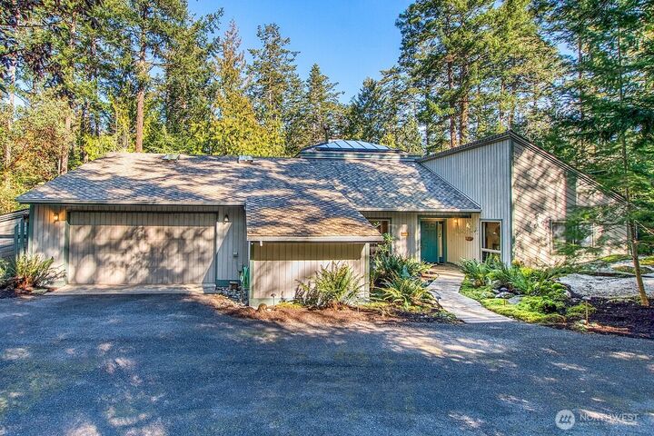Property Photo:  569  Island Drive  WA 98250 