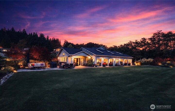 Property Photo:  601  Shine Road  WA 98365 